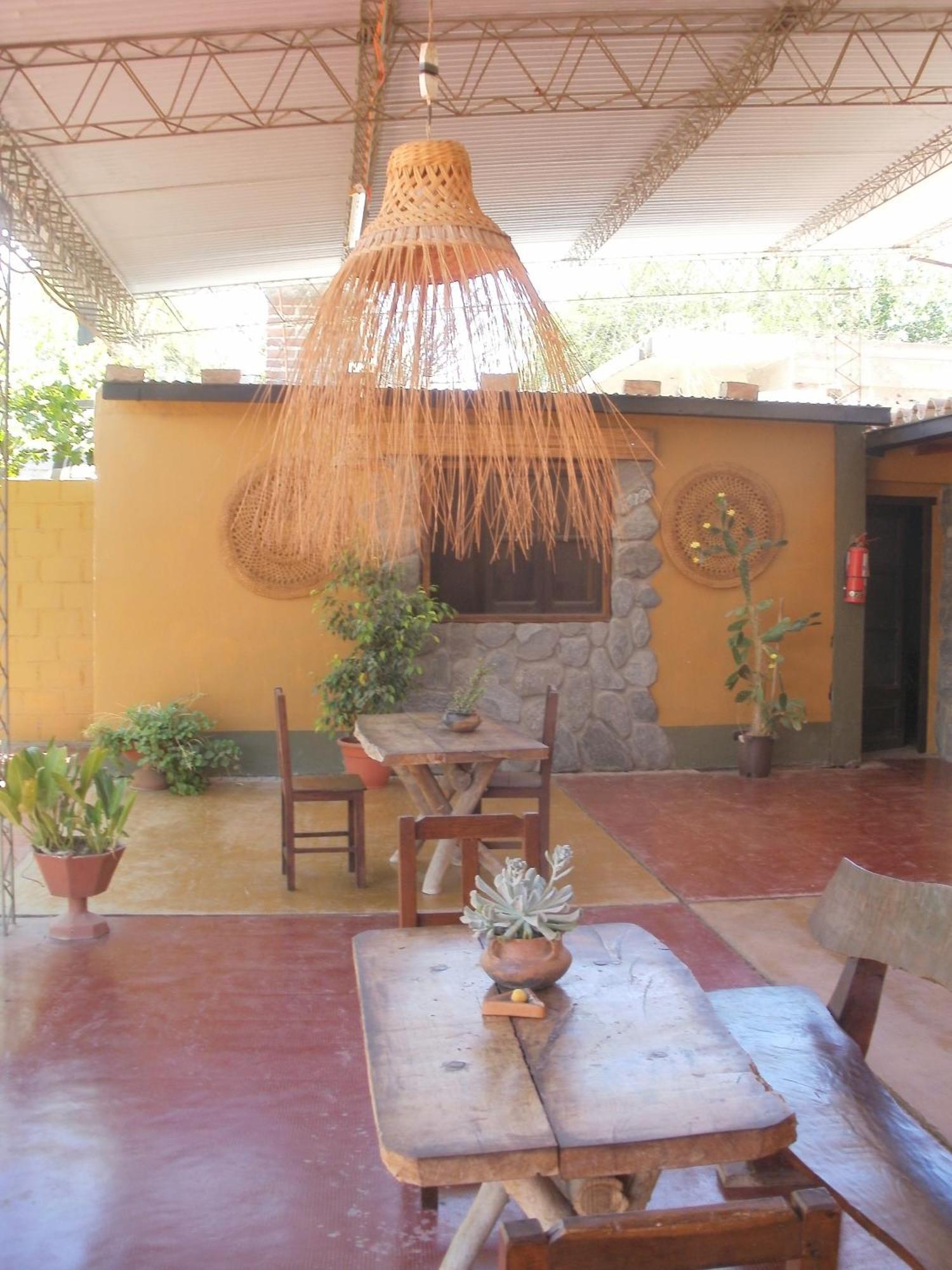 Hostal Rustyk Cafayate Exterior photo